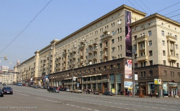 Foro commerciale di 254 mq in affitto o vendita sulla Tverskaya