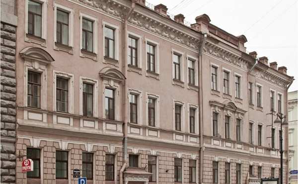 3-х комнатная квартира на продажу в сердце Санкт-Петербурга