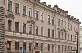 3-room apartment for sale in the heart of St.Petersburg