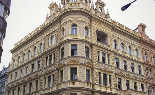 Apartments and retail spaces for sale in beautiful building in Prague 1