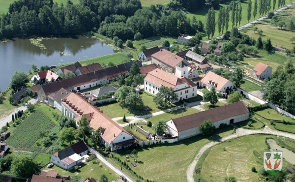 Историческая усадьба с замком XVI века в Чехии