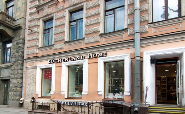 Retail premises (160 m2) for sale on Nevsky Prospekt